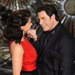 John-Travolta-Idina-Menzel-Oscars