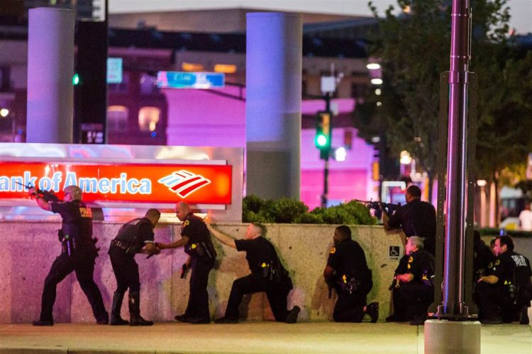 Dallas Police Attacked