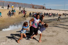 trump justifies teargassing refugees
