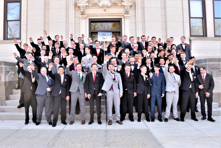 wisconsin high school nazi salute