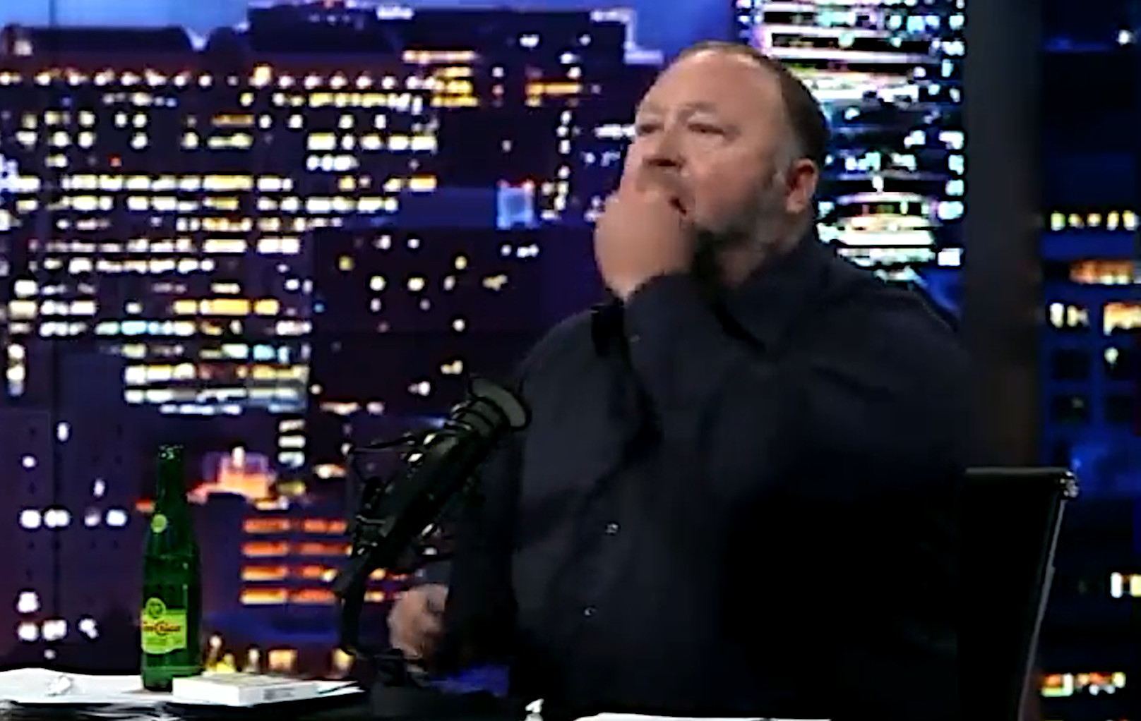 Alex Jones swallowed Ivermectin